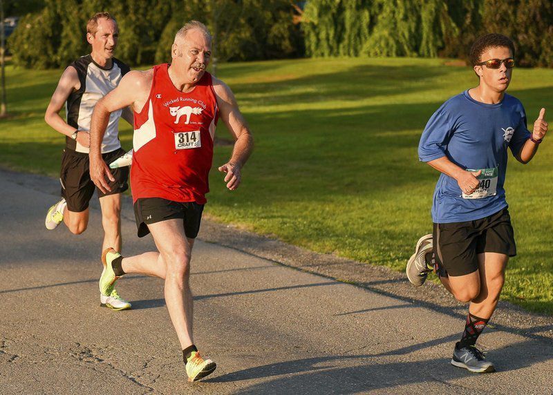 Rocha, Horgan take top honors at 52nd annual Beverly Homecoming Road Race